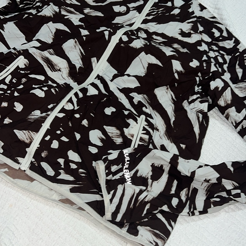 Lululemon Packable Monarch Jacket - image 3